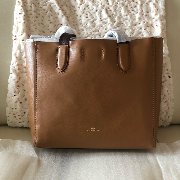 Coach Handbags - Coach Derby Tote Light Saddle